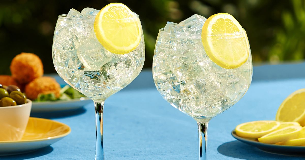 Gin &amp; Bitter Lemon Cocktail Recipe | The Bar