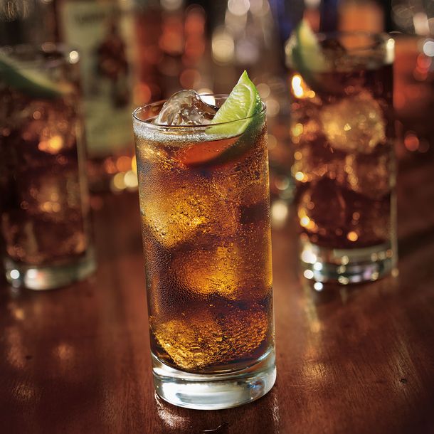 Classic Rum and Coke Recipe: How to Make It