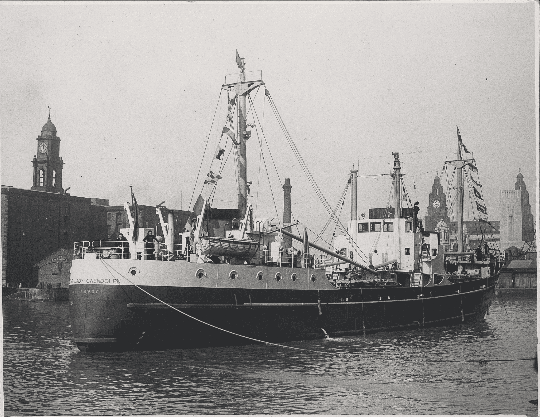 Old image of a Guinness ship at Dublin port